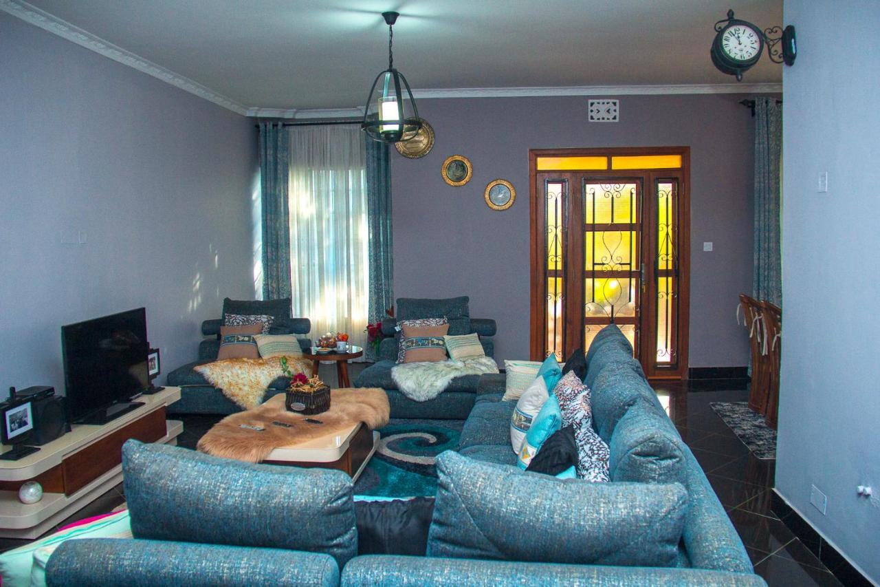 Mina Chai House Bnb Arusha Esterno foto
